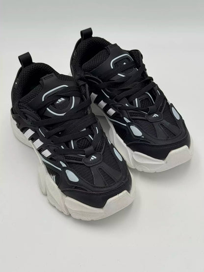 Adidas XLG Runner (BXW)
