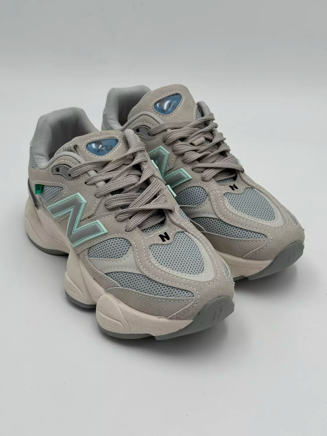 New Balance 9060 "mint green"