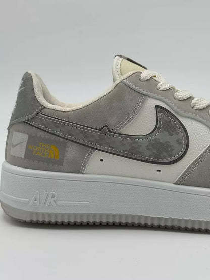 NIKE AIR FORCE 1 X NORTH FACE SNEAKERS (G01)