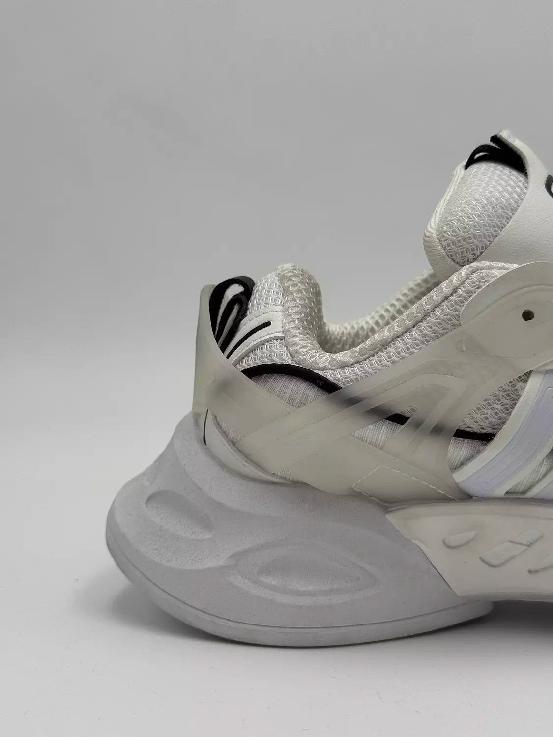Adidas XLG Runner (WXB)