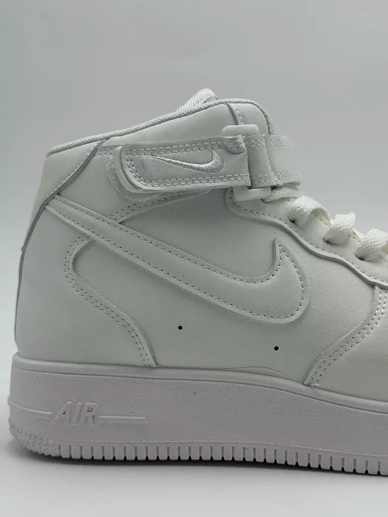 Nike Air Force 1 Mid '07 "W"