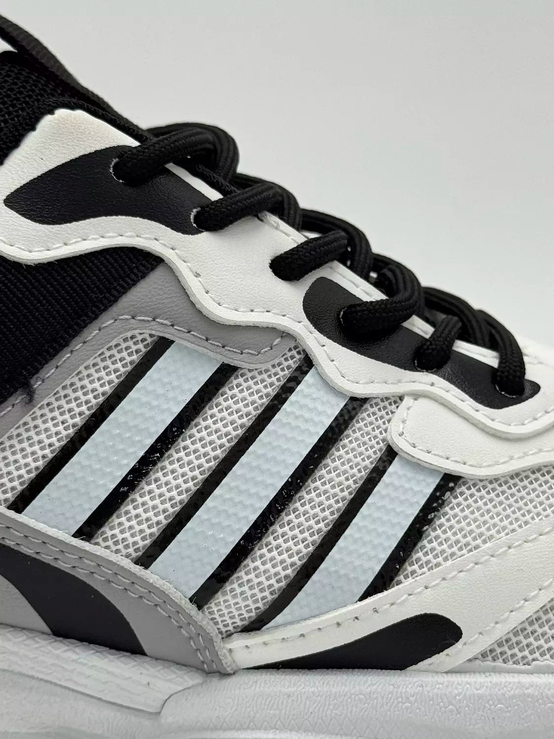 Adidas X Pherrell Williams Adistar Jellyfish "S"