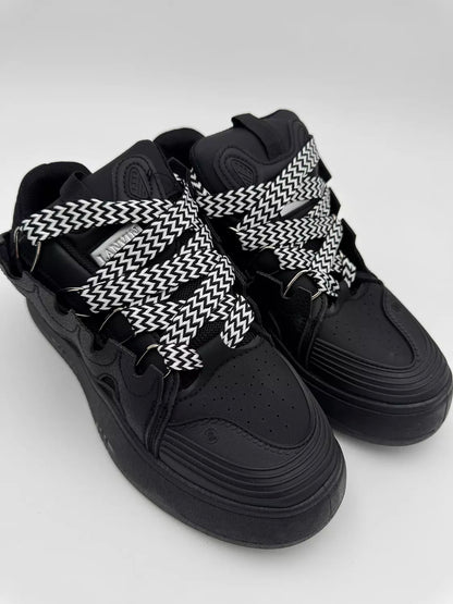 Lanvin Curb