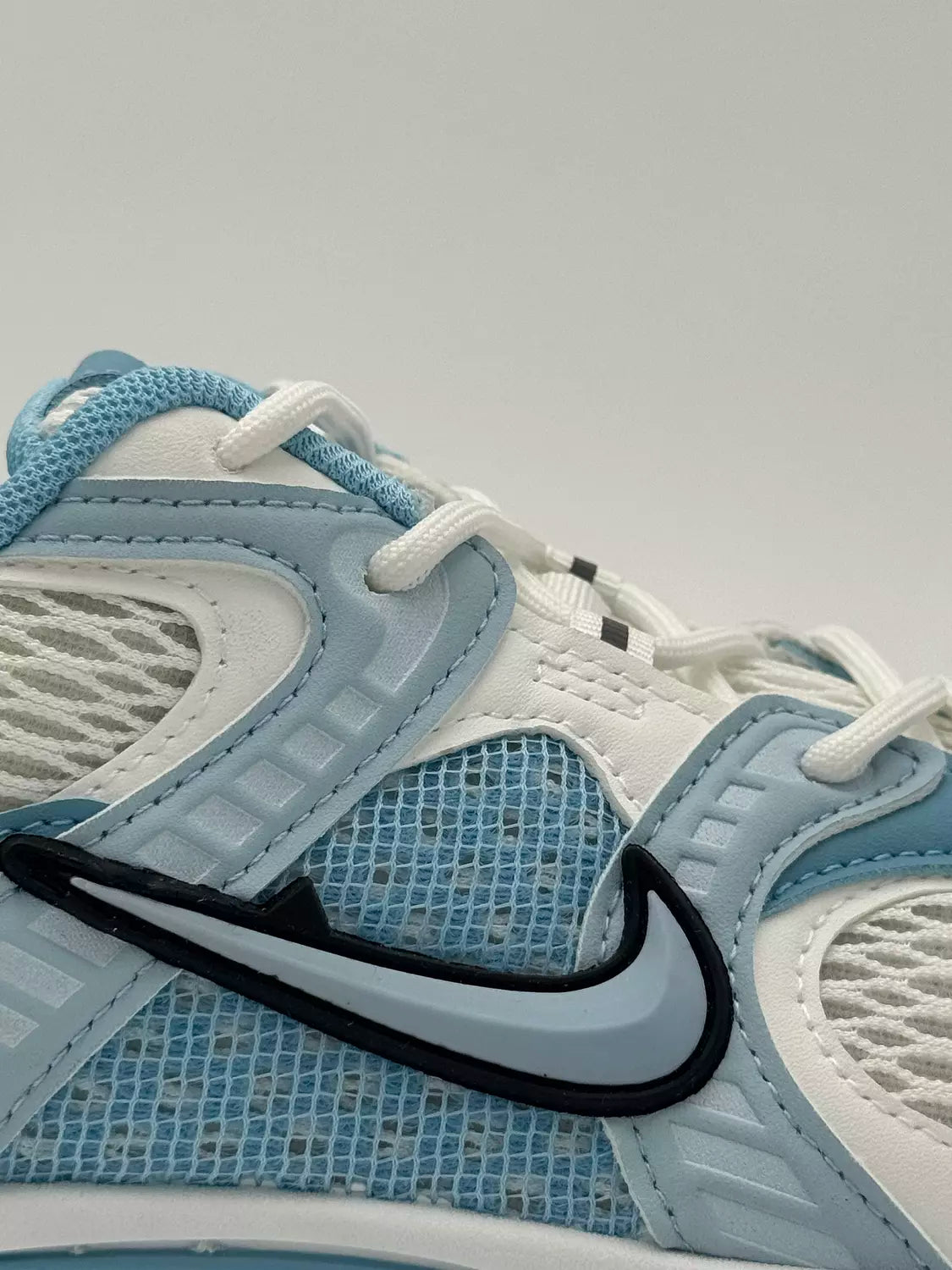 Nike V5 RNR "Psychic Blue colorway"