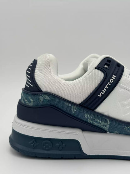 Louis Vuitton LV Trainer" monogram denim.B"