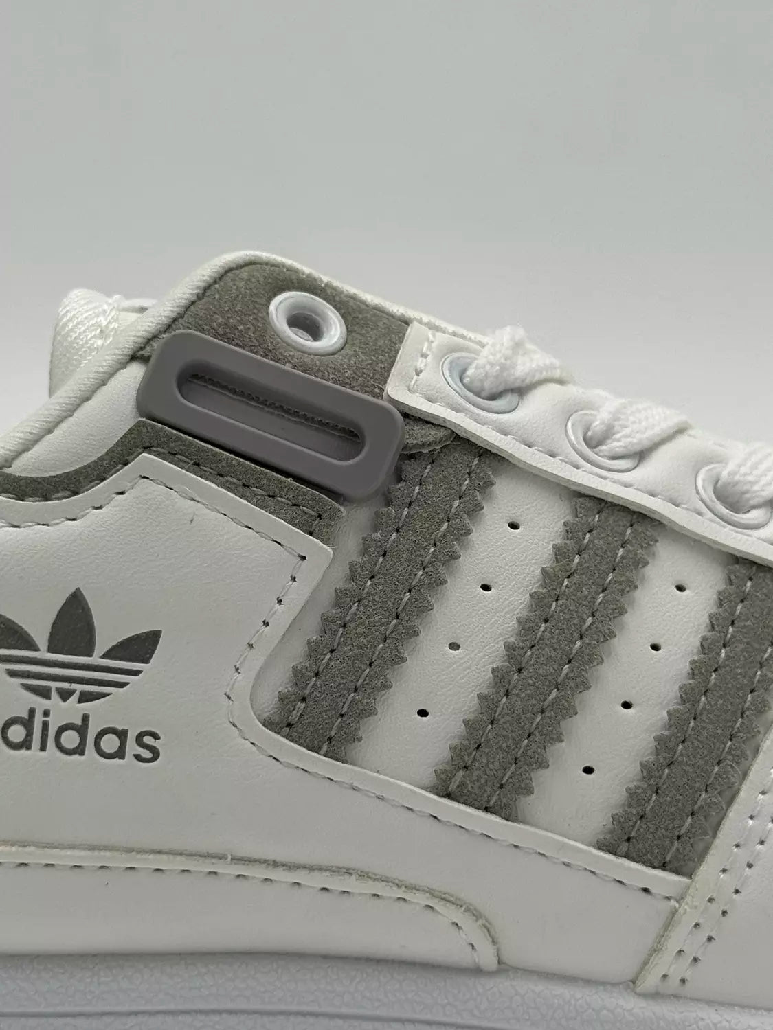 Adidas Forum 84 "Silber Pebble"