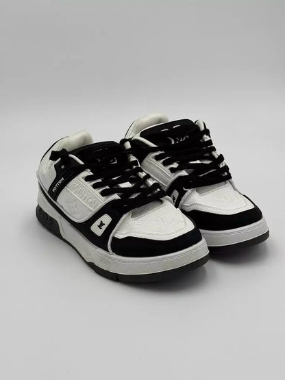Louis Vuitton Trainer (WXB)