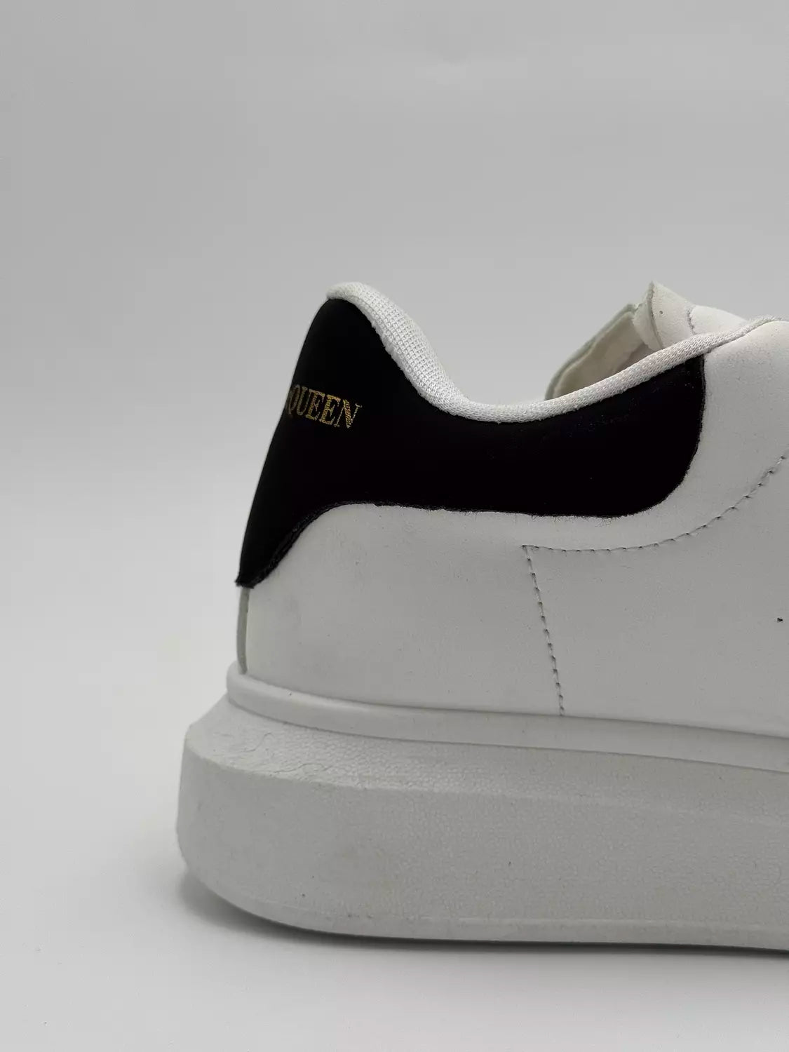 Alexander McQueen ST "black accent"