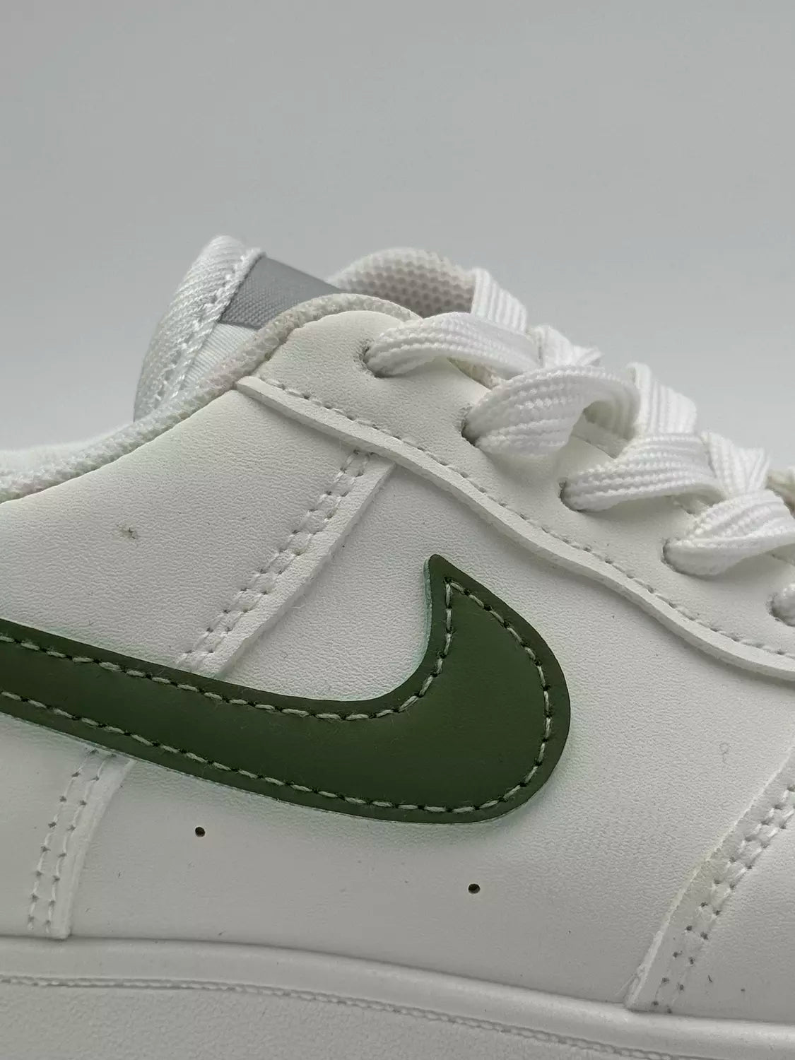 Nike Air Force 1 Low '07 LV8 "Green Swooshes"