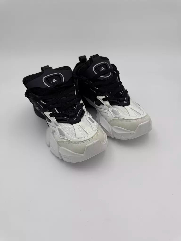Adidas XLG Runner (B&W)