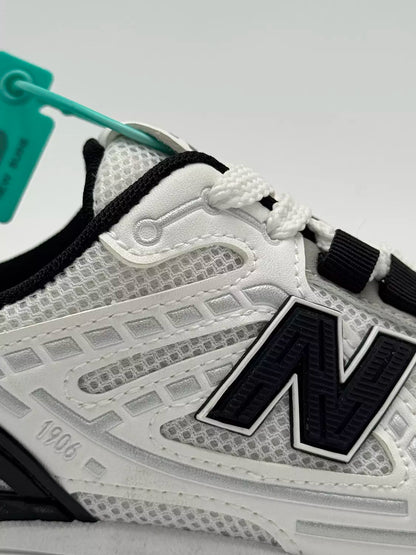 New Balance 1906R "Black Accent"