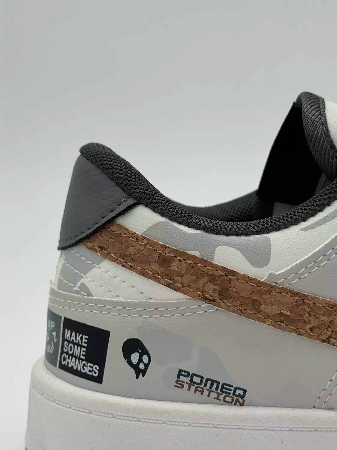 Nike SB Dunk Low "Seek To Live On" (G)