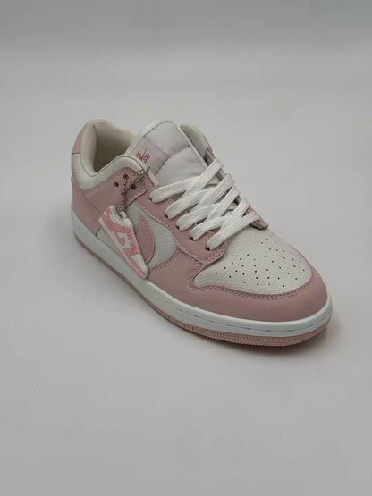 Nike dunk pink
