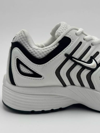 Nike Air Pegasus 2K5 "White/Black"