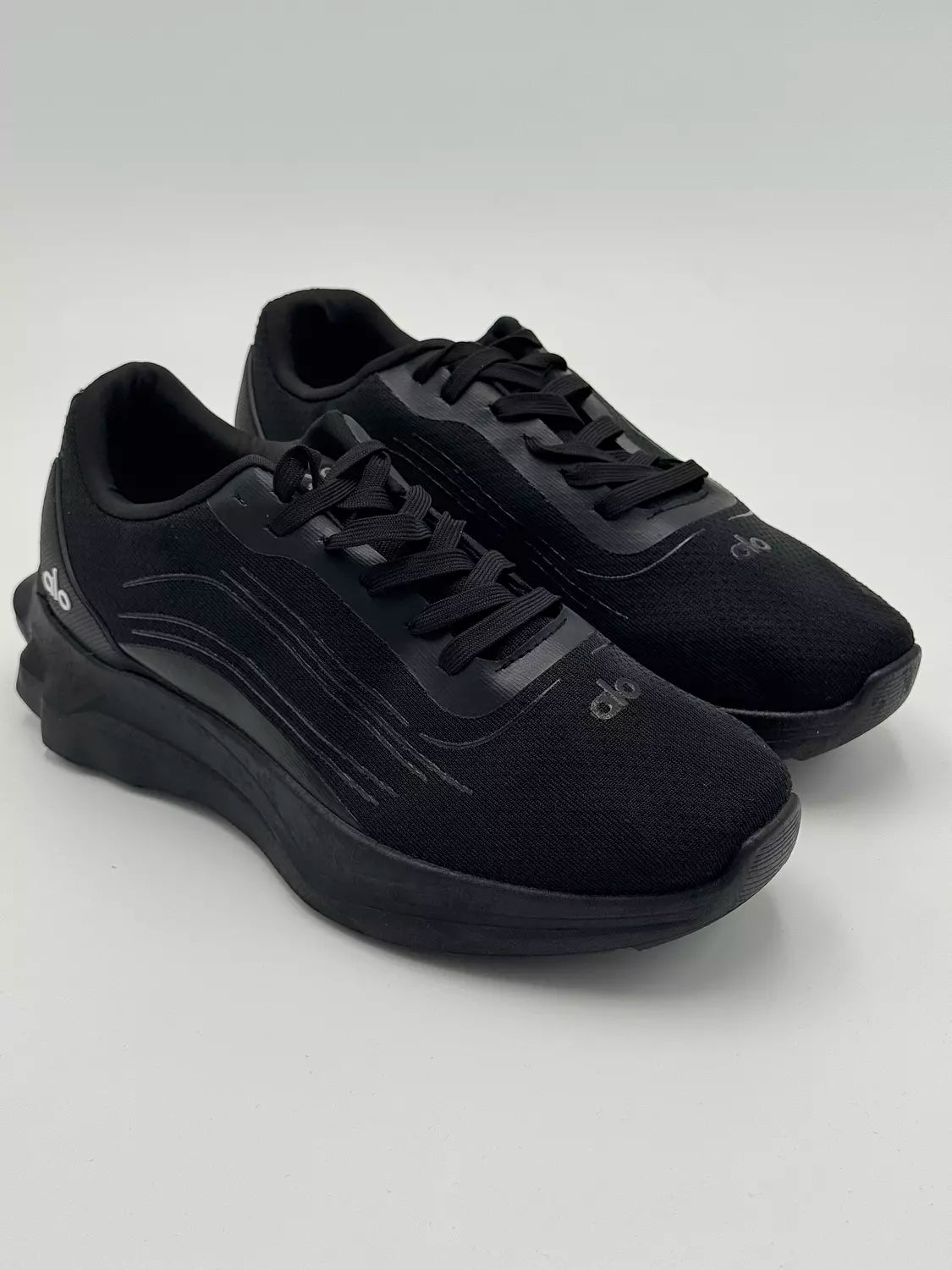 Alo Yoga Runner "Black"