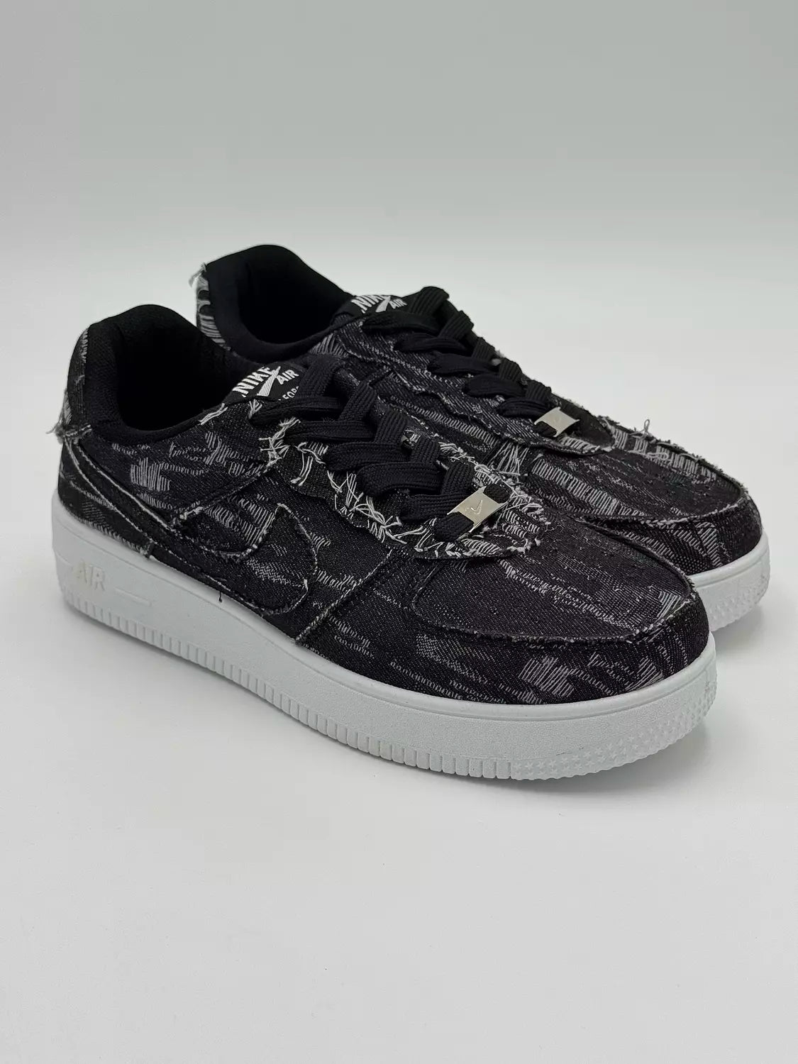 Nike Air Force1 "Black& Grey Denim"