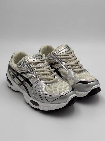 ASICS GEL-Kayano 14 “metallic silver and black colorway” (o)