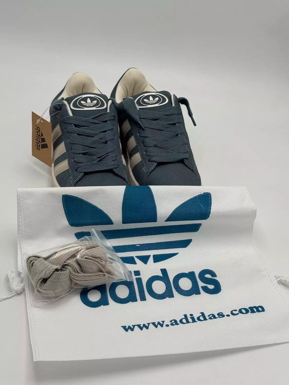 Adidas Campus 00s "blue suede"