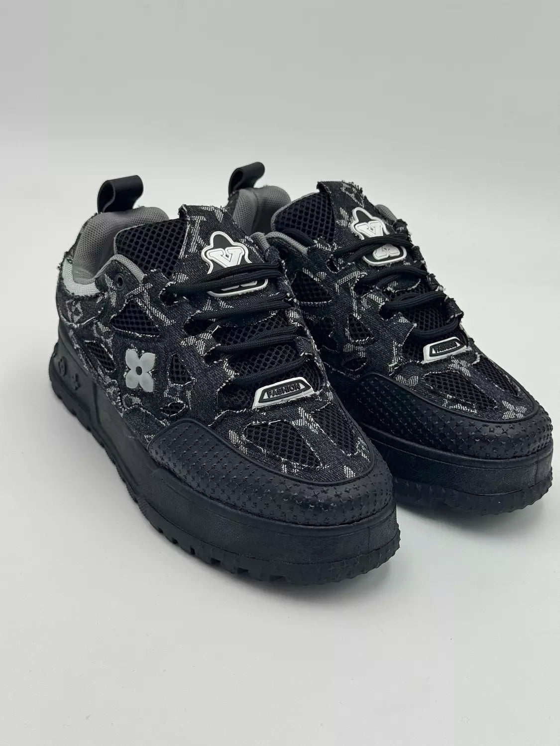 Louis Vuitton Skate (black denim)
