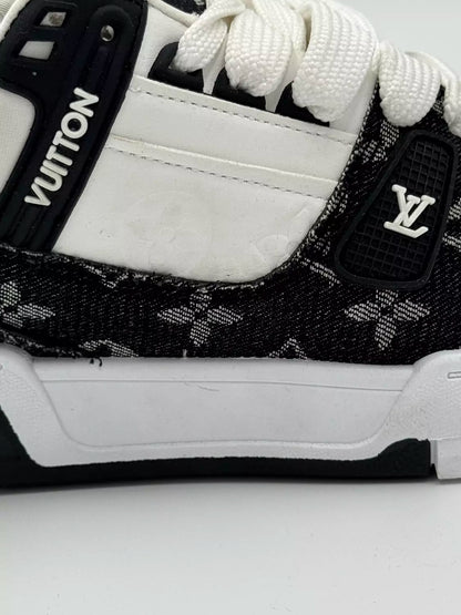 Louis Vuttion Monogram denim (Black)