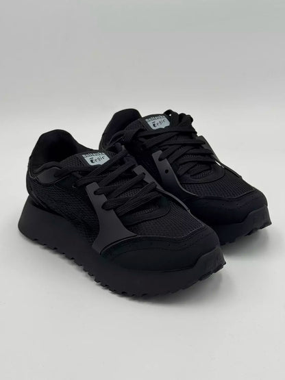 Onitsuka Tiger (black)