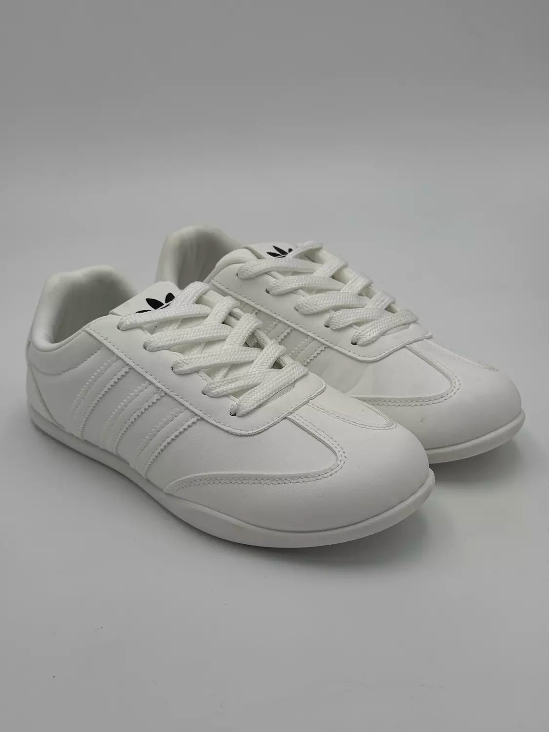 Adidas Barreda Lo "all white"