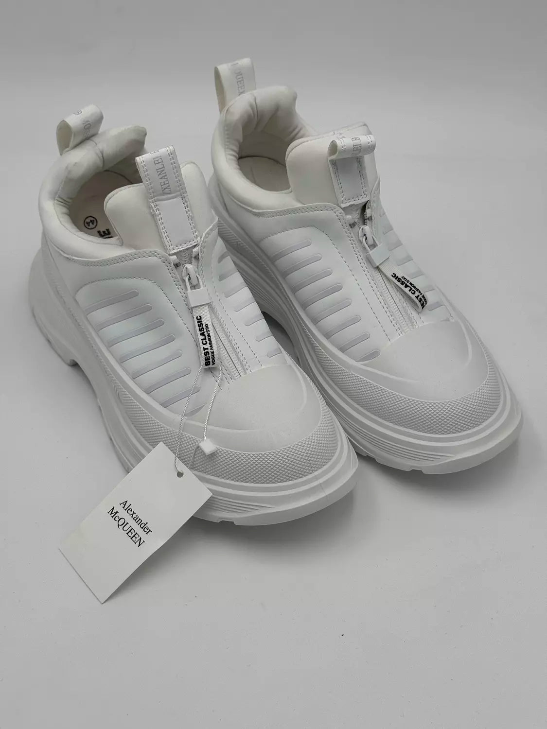 Alexander McQueen Tread Slick (W)