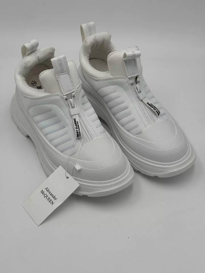 Alexander McQueen Tread Slick (W)