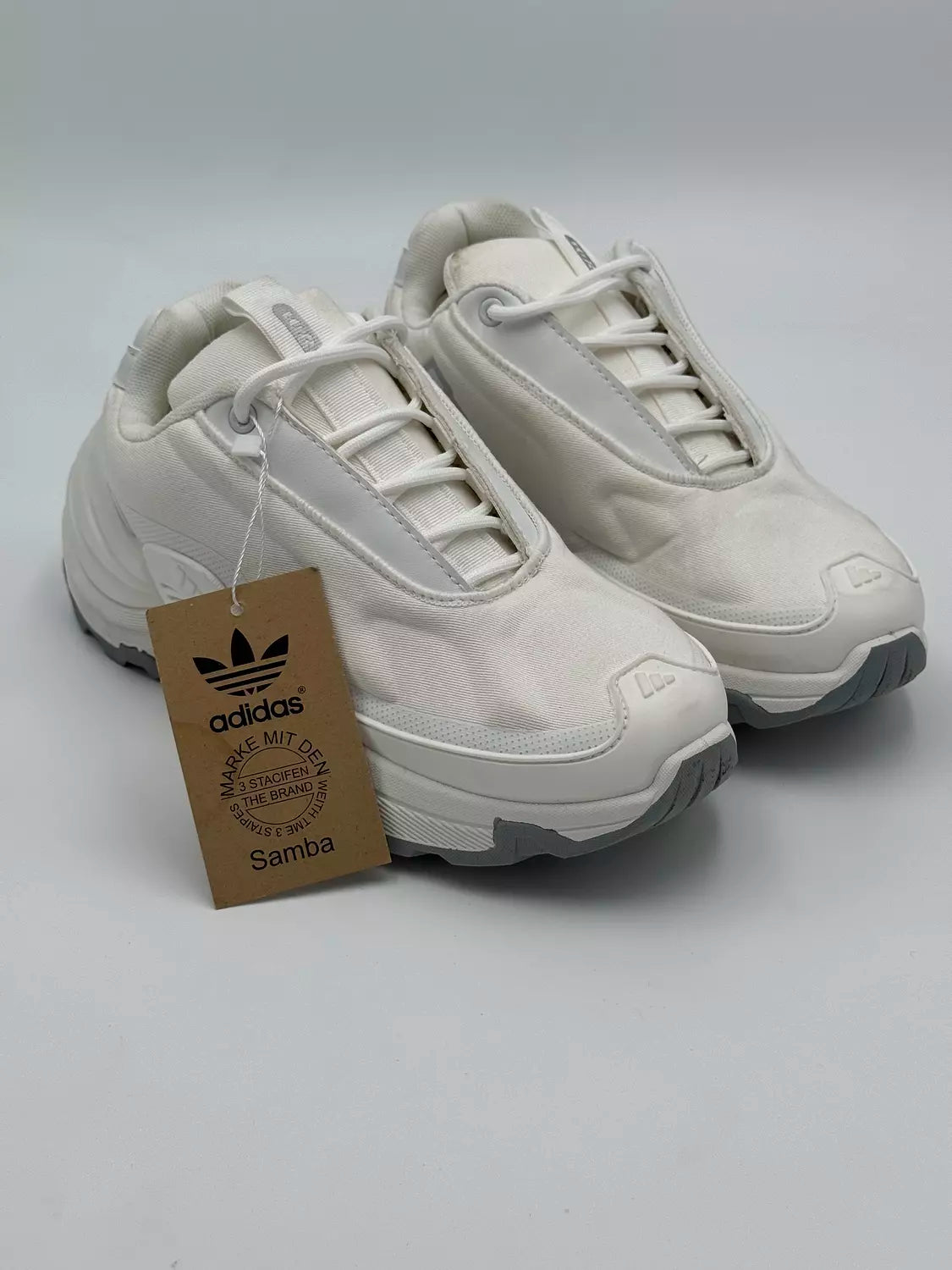 Adidas Wonder Runner (AW)