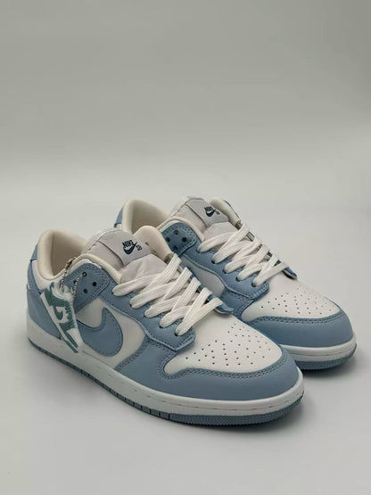 Nike SB Dunk "baby blue"