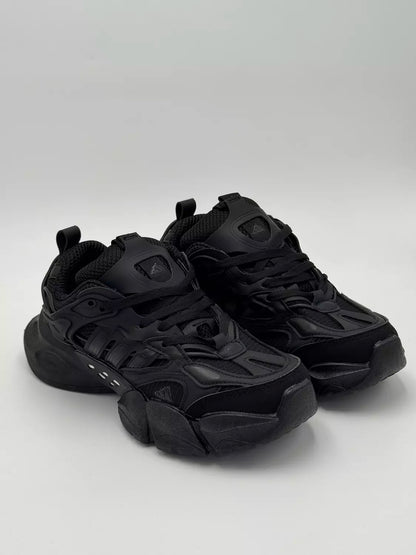 Adidas XLG Runner Deluxe "black cat"