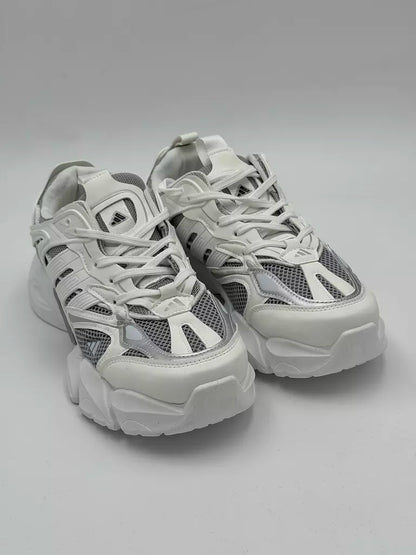 Adidas XLG Runner (S&W)
