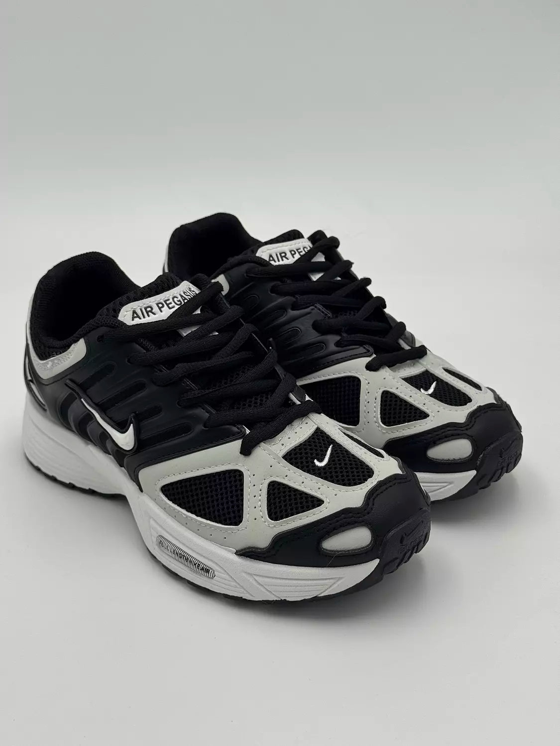 Nike Air Pegasus 2K5 "Grey/Black"