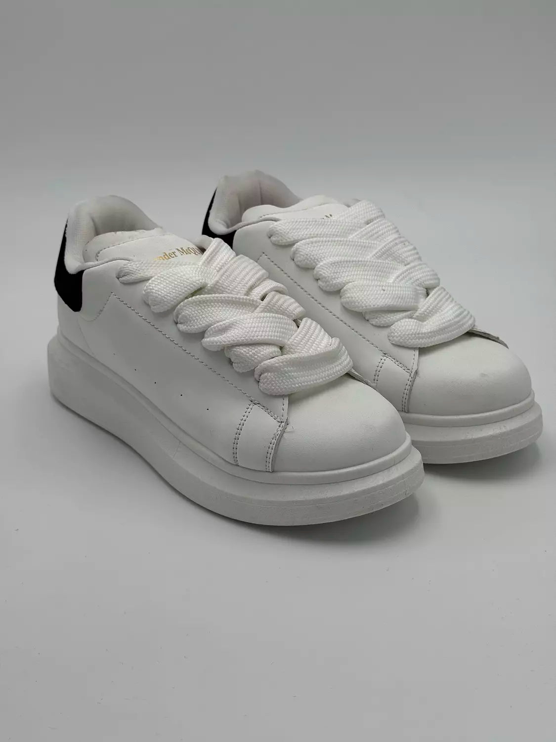 Alexander McQueen ST "black accent"