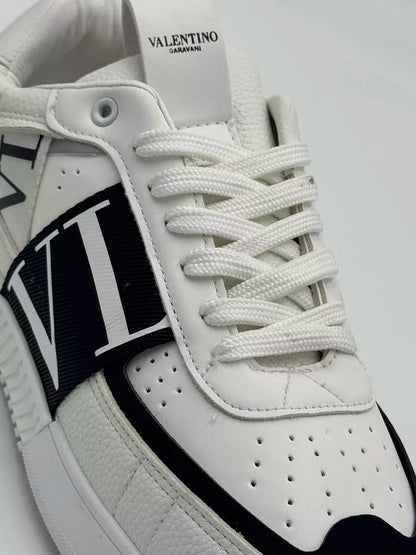 Valentino Garavani VL7N (white)