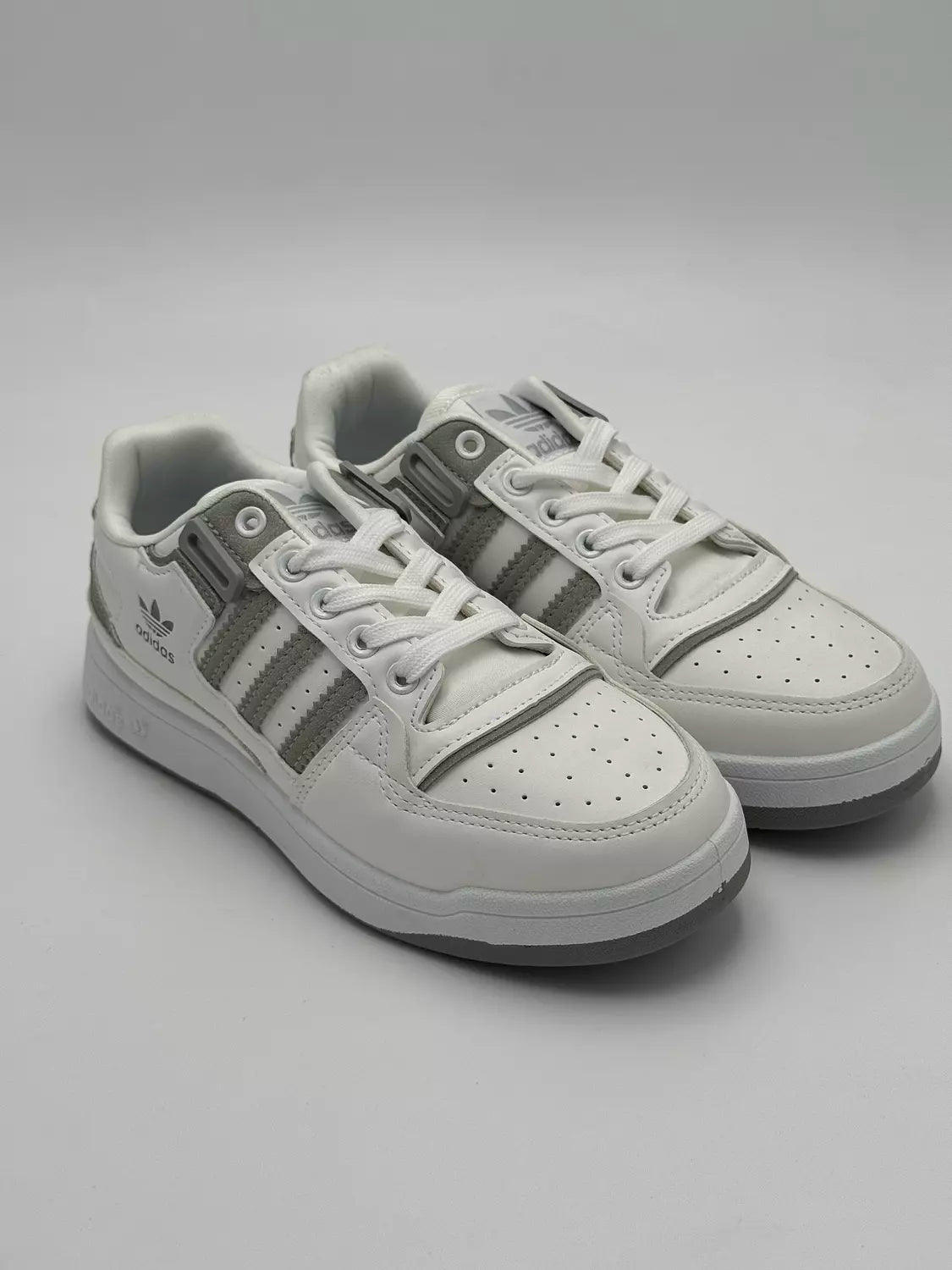 Adidas Forum 84 "Silber Pebble"