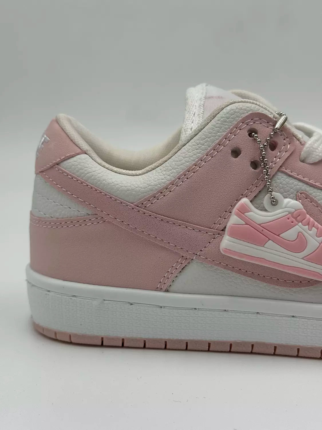 Nike dunk pink