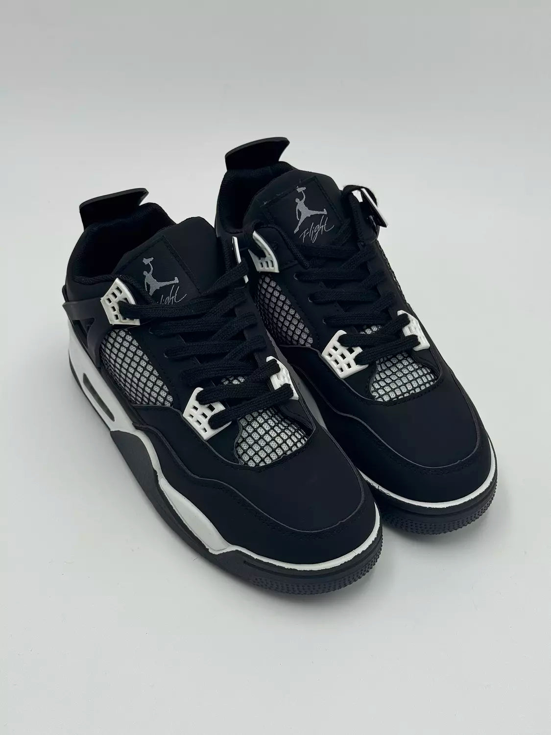 Jordan 4 Retro (white thunder)