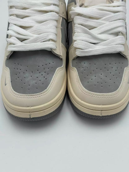 Nike SB Dunk X North Face "mocha X Grey
