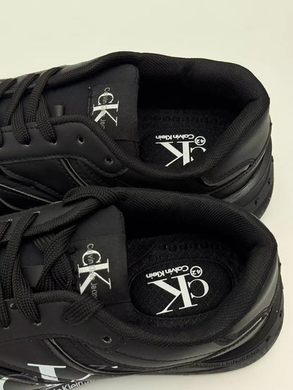 Calvin Klein Sporty Runner "Black"
