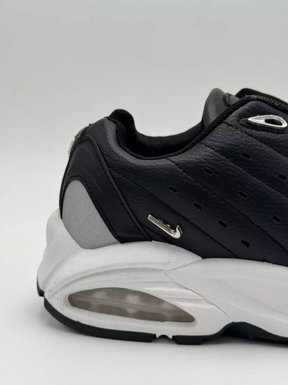 Nike NOCTA Hot Step Air Terra "black& white"