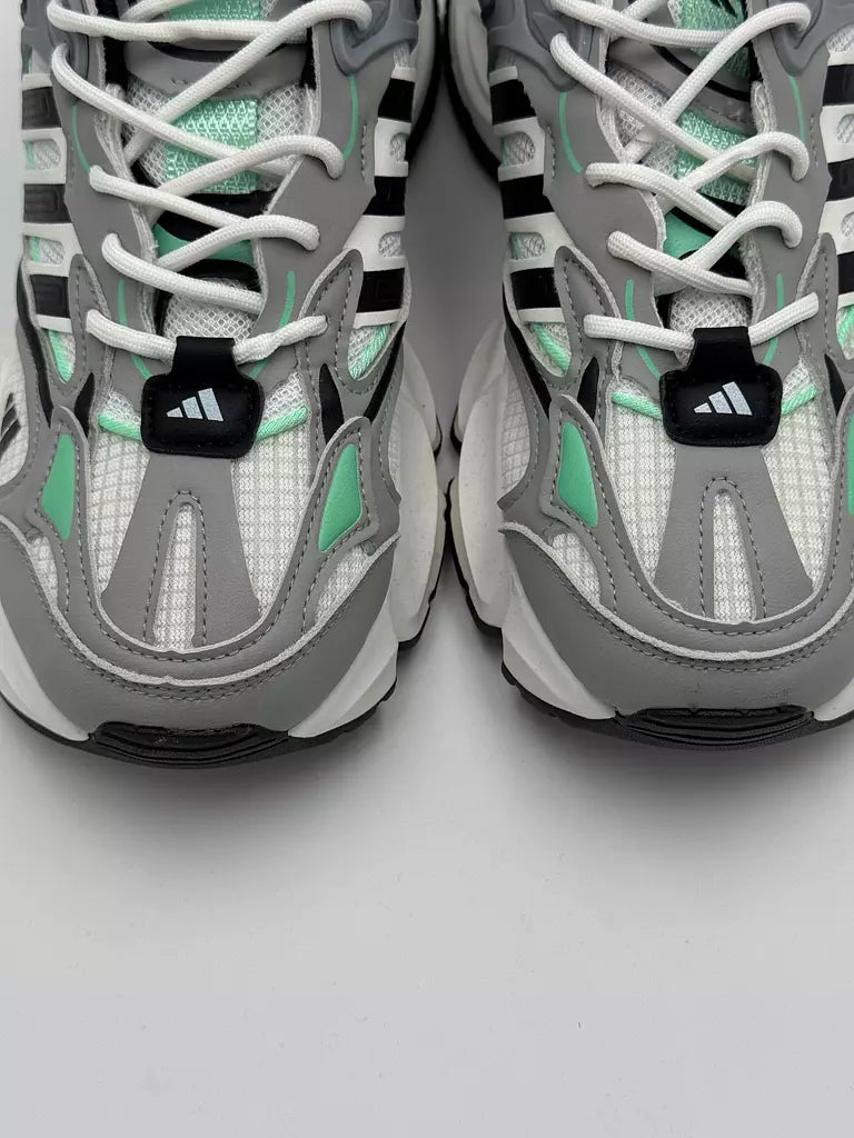 Adidas XLG Runner Deluxe (GXG)