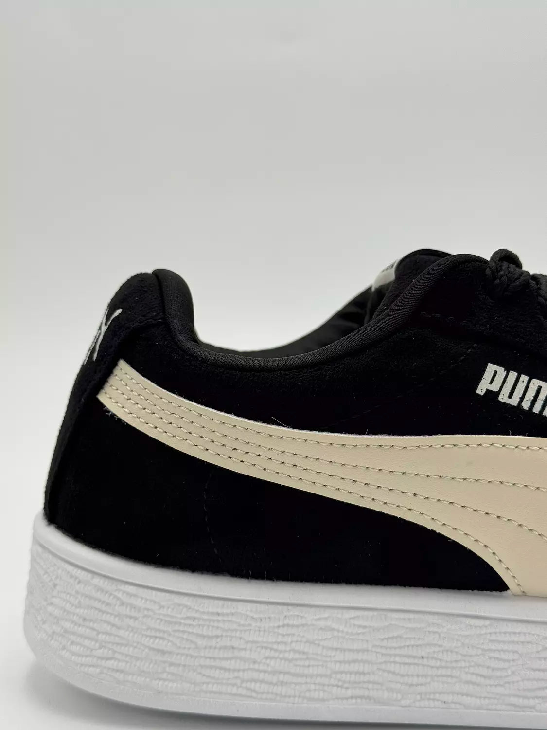 Puma x Pleasures Suede XL"B"