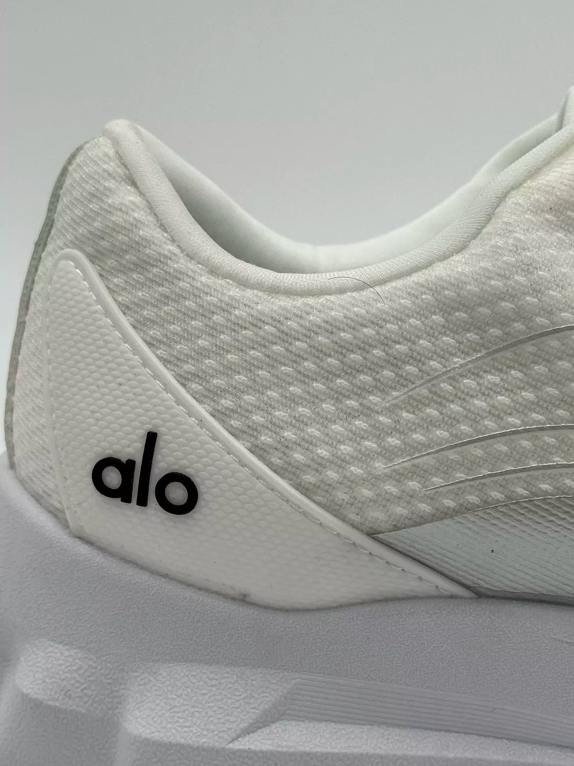 Alo Yoga Runner "white"