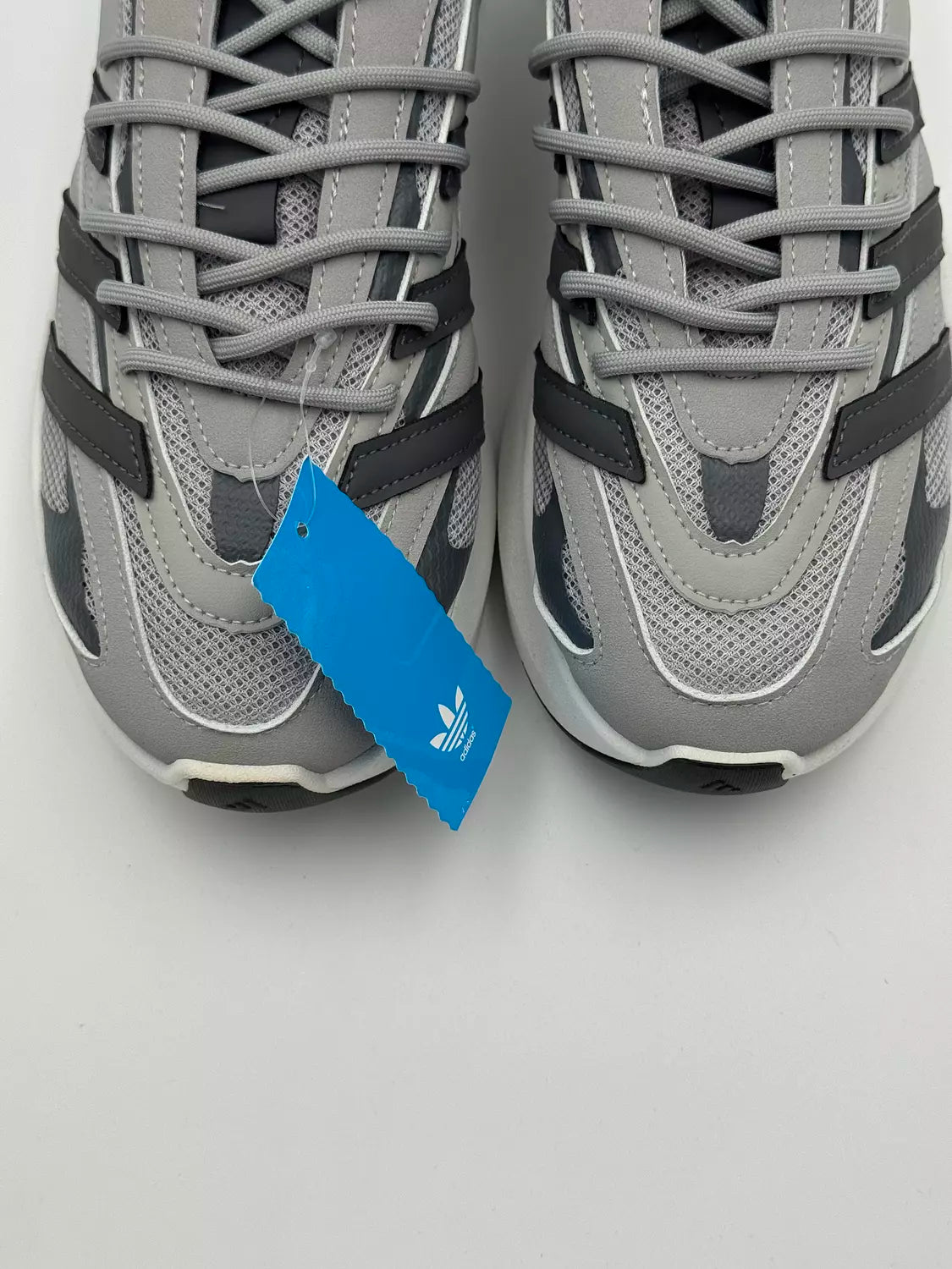 Adidas Lightblaze (Grey)