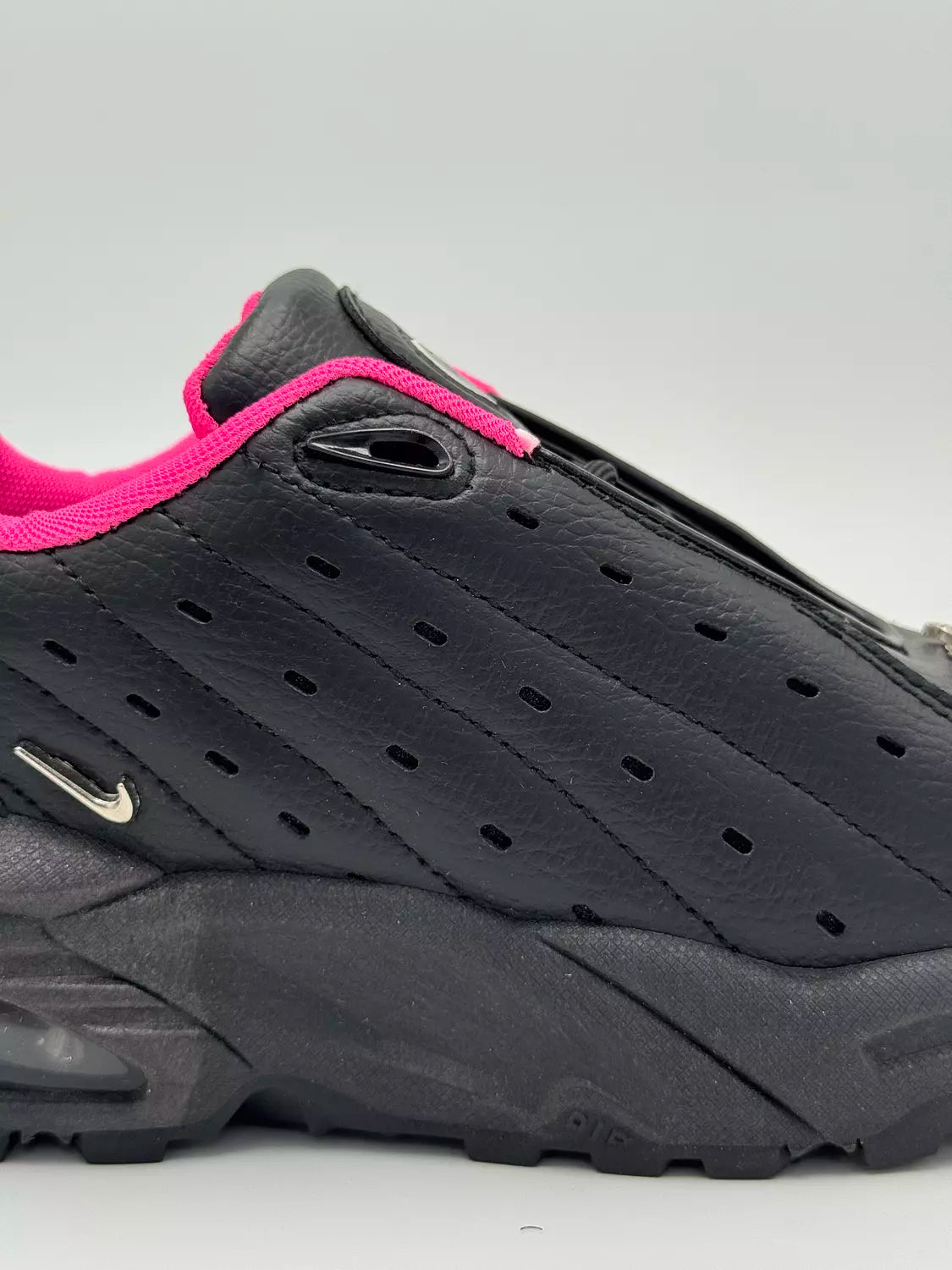 Nike NOCTA Hot Step Air Terra "pink lining"