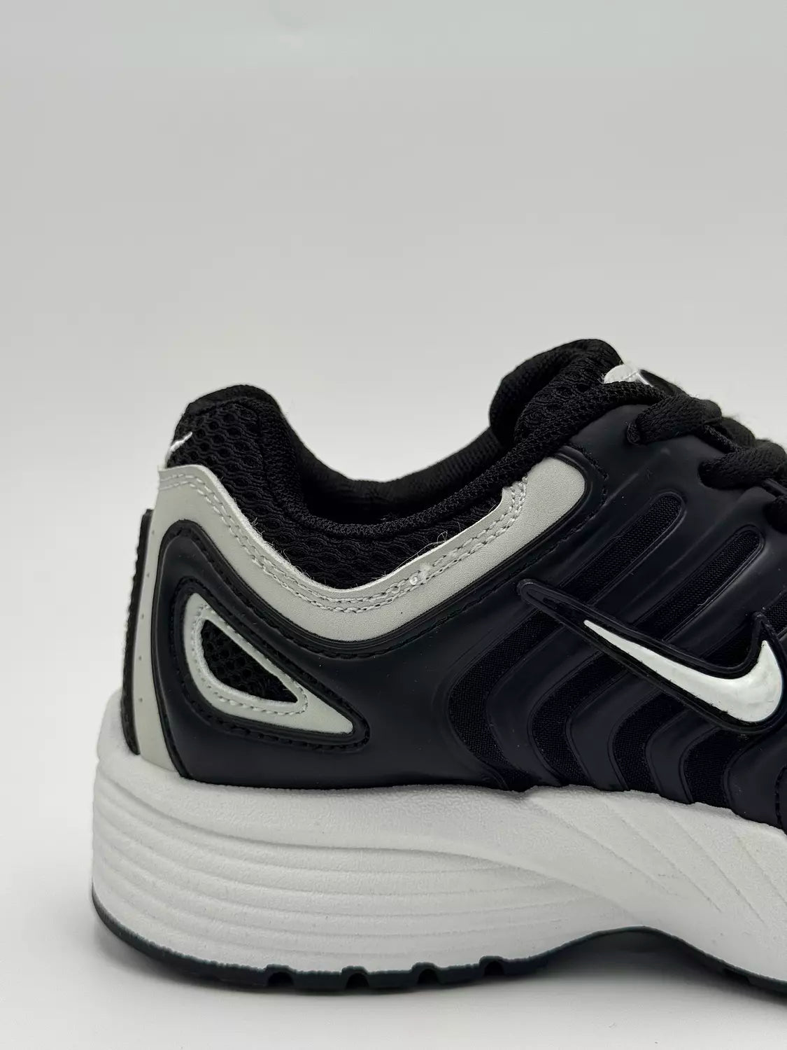 Nike Air Pegasus 2K5 "Grey/Black"