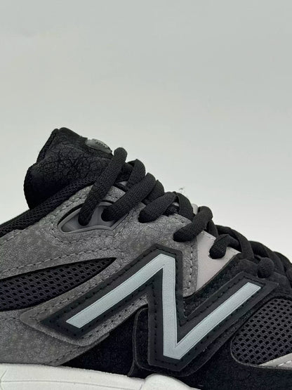 New Balance 9060 "Triple Black"