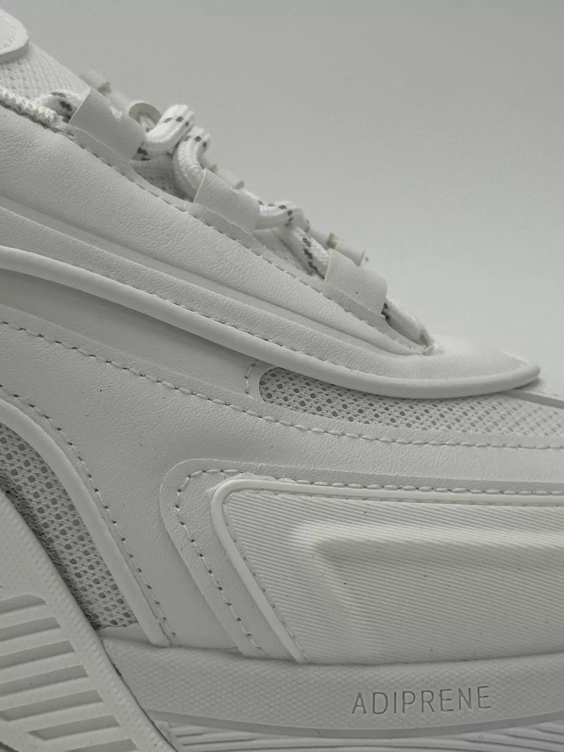 Adidas Wonder Runner Turbo "All White"