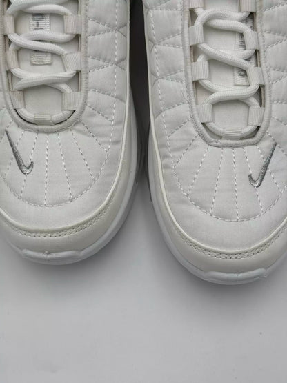 Nike Mx-720-818 (all white)